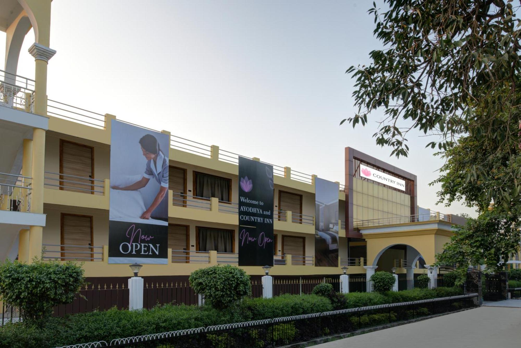 Country Inn Ayodhya - Opposite Airport 外观 照片
