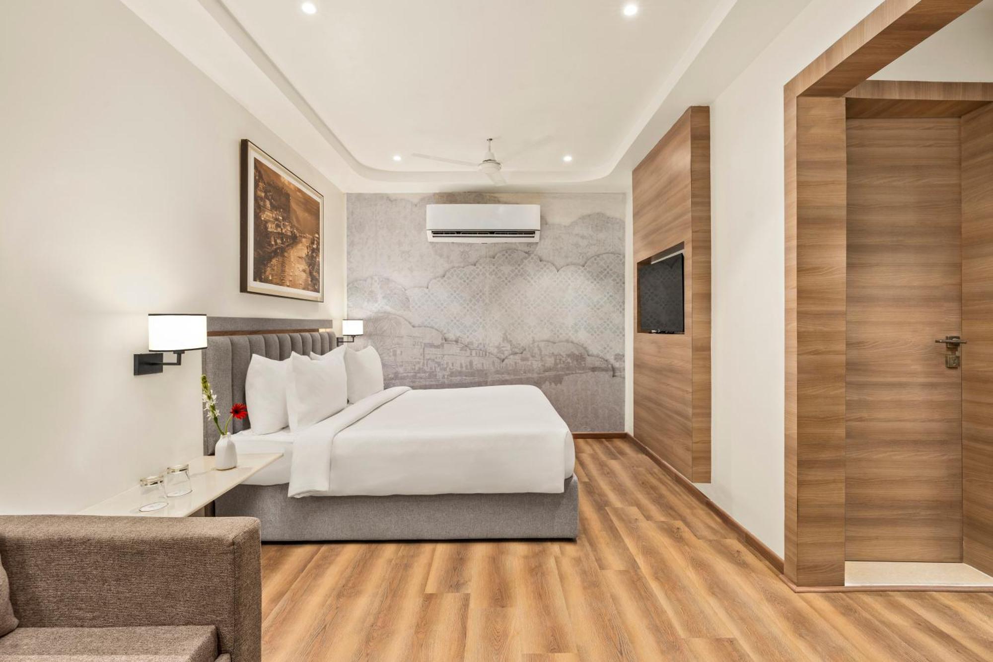 Country Inn Ayodhya - Opposite Airport 外观 照片