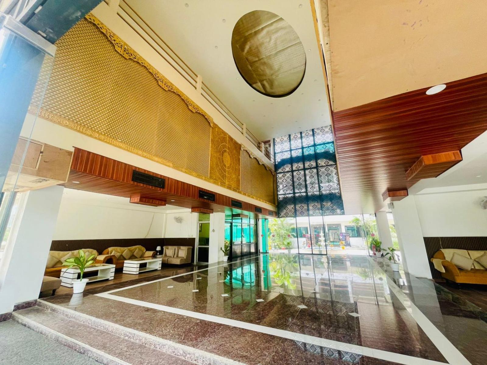 Country Inn Ayodhya - Opposite Airport 外观 照片